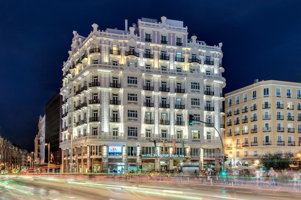 Hotel Nh Collection Madrid Gran Via Esterno foto