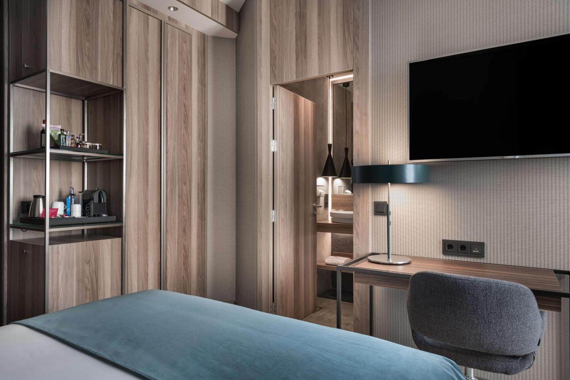 Hotel Nh Collection Madrid Gran Via Esterno foto