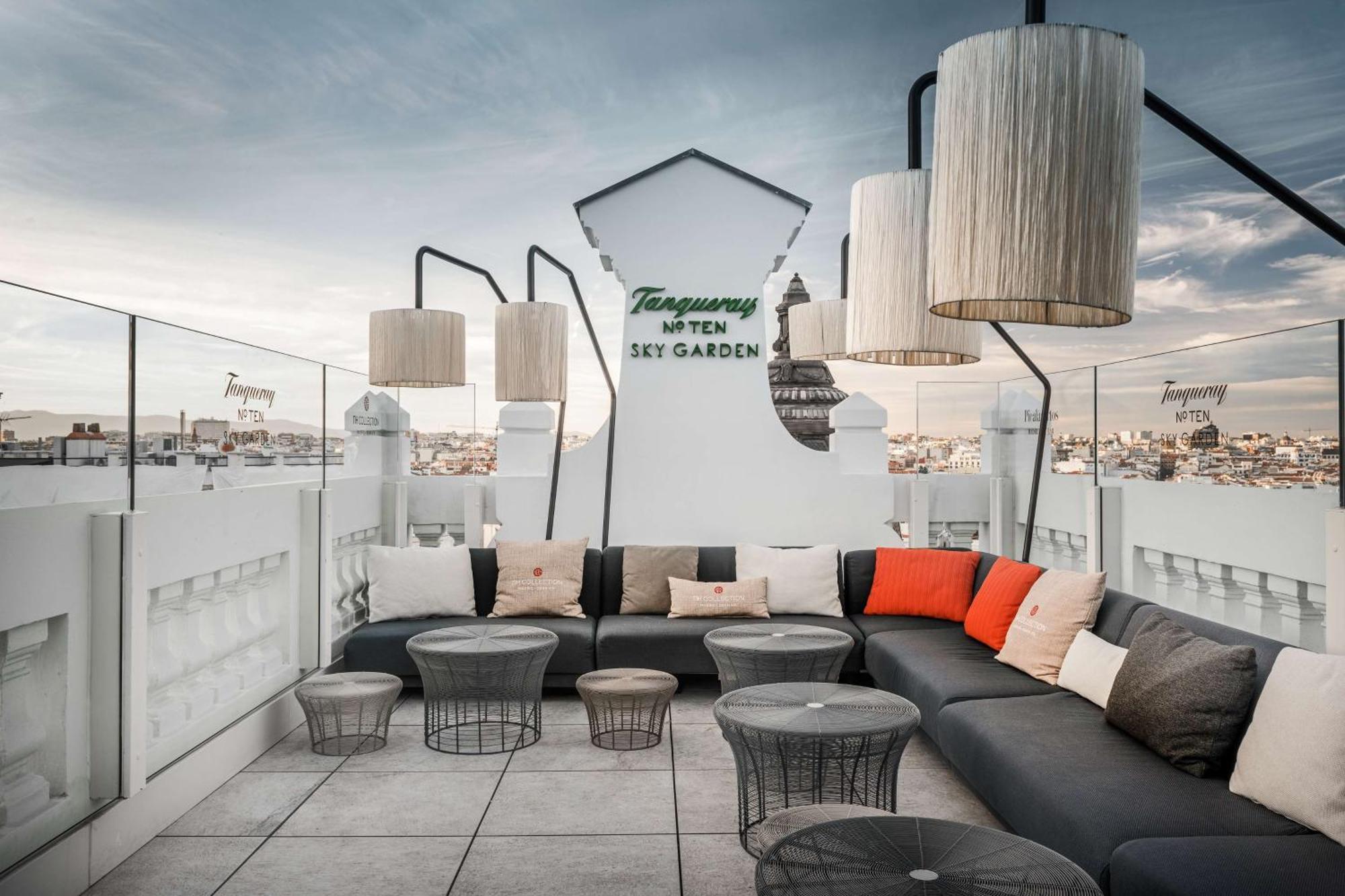 Hotel Nh Collection Madrid Gran Via Esterno foto