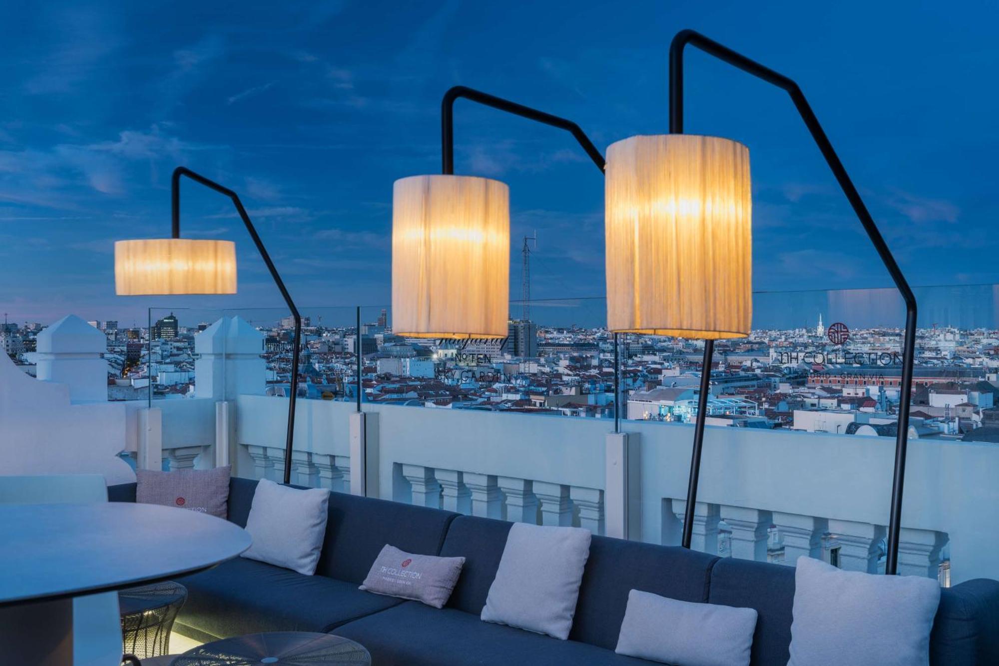 Hotel Nh Collection Madrid Gran Via Esterno foto
